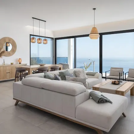 Modern With Fantastic Viewsinfiniteatlantic Villa