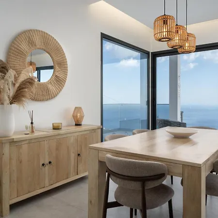 Modern With Fantastic Viewsinfiniteatlantic Prazeres