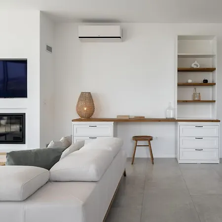 Villa Modern With Fantastic Viewsinfiniteatlantic